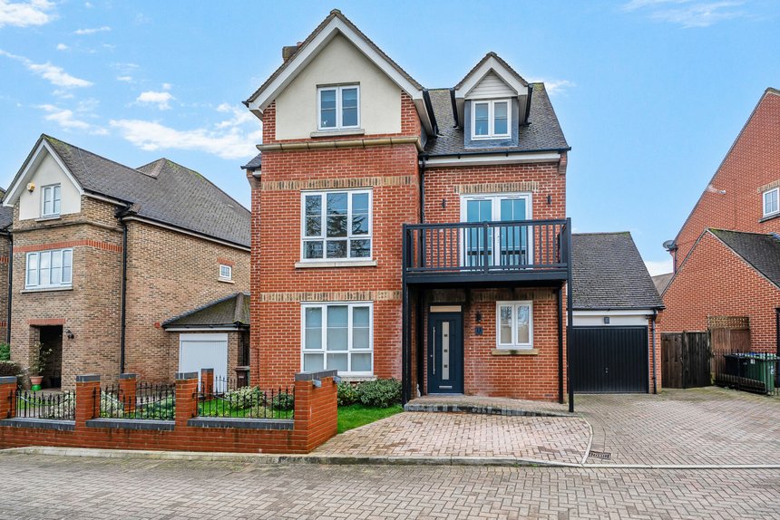 for sale chandos court london 52281 - Gibbs Gillespie