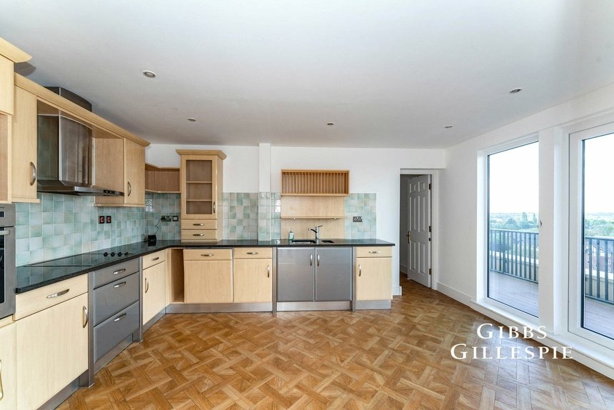 for sale pembroke road london 52326 - Gibbs Gillespie
