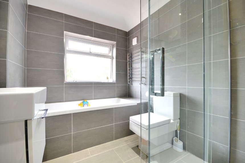 let cardinal road london 52373 - Gibbs Gillespie