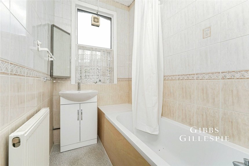 to let craven avenue london 52495 - Gibbs Gillespie