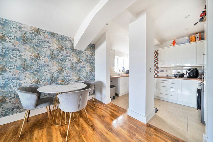 for sale omega court london 52882 - Gibbs Gillespie