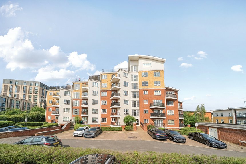 for sale omega court london 52882 - Gibbs Gillespie