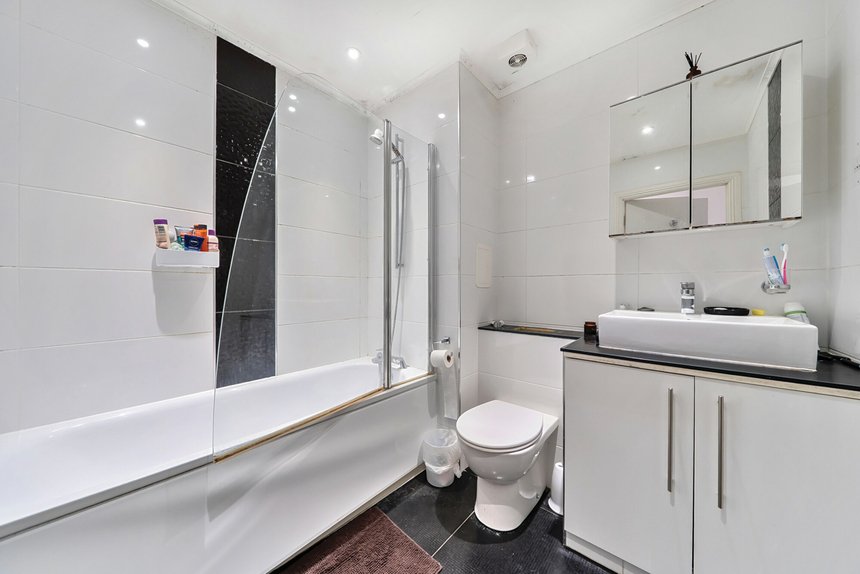 for sale omega court london 52882 - Gibbs Gillespie