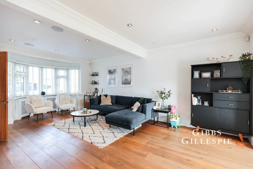 to let bempton drive london 53011 - Gibbs Gillespie
