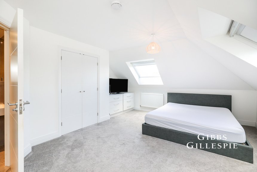 let eastbury road london 53018 - Gibbs Gillespie