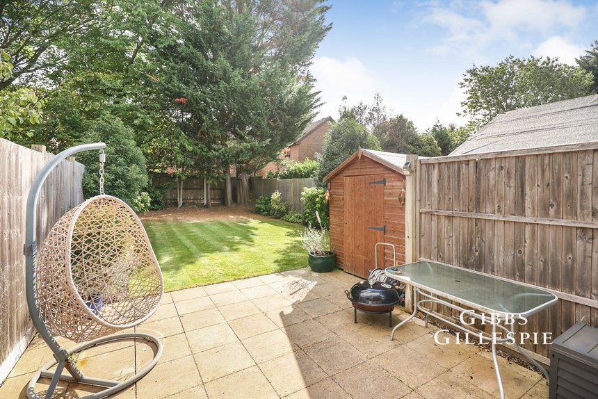 let eastbury road london 53018 - Gibbs Gillespie