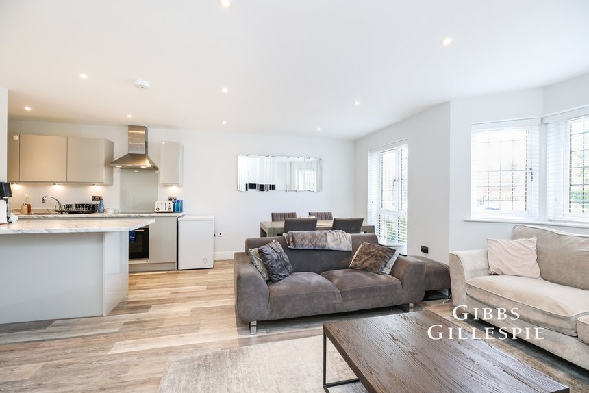 let eastbury road london 53018 - Gibbs Gillespie