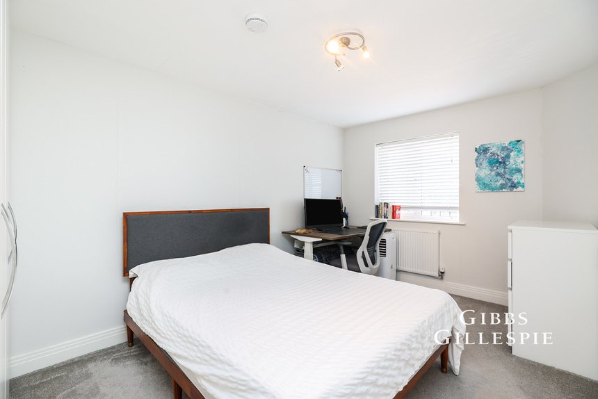 let eastbury road london 53018 - Gibbs Gillespie