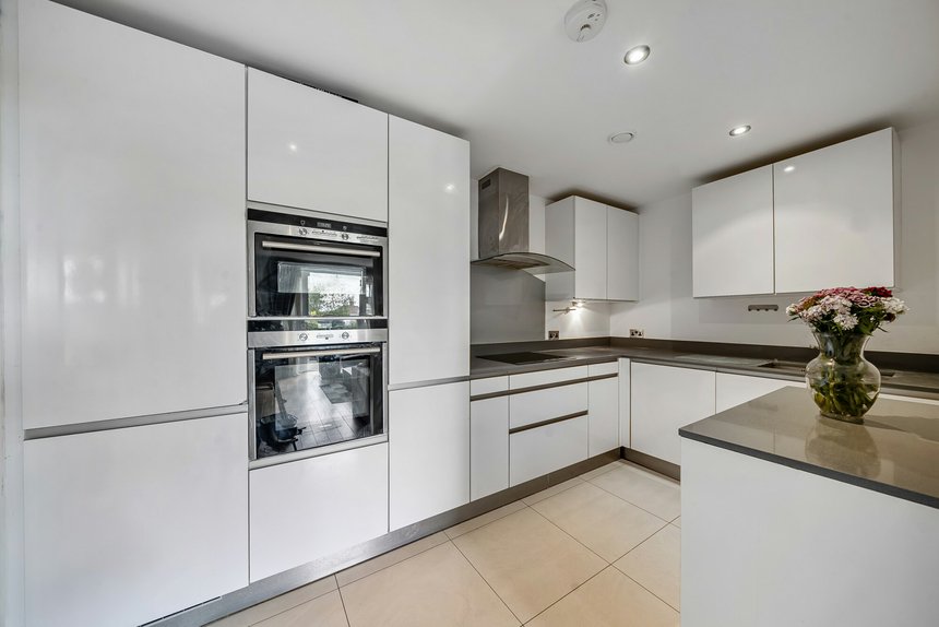 for sale sparrows herne london 53290 - Gibbs Gillespie