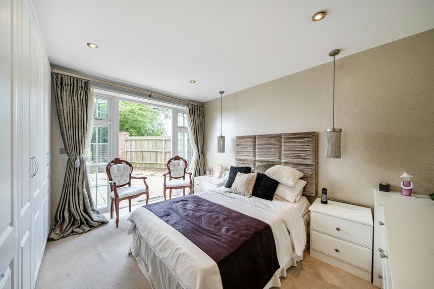 for sale sparrows herne london 53290 - Gibbs Gillespie