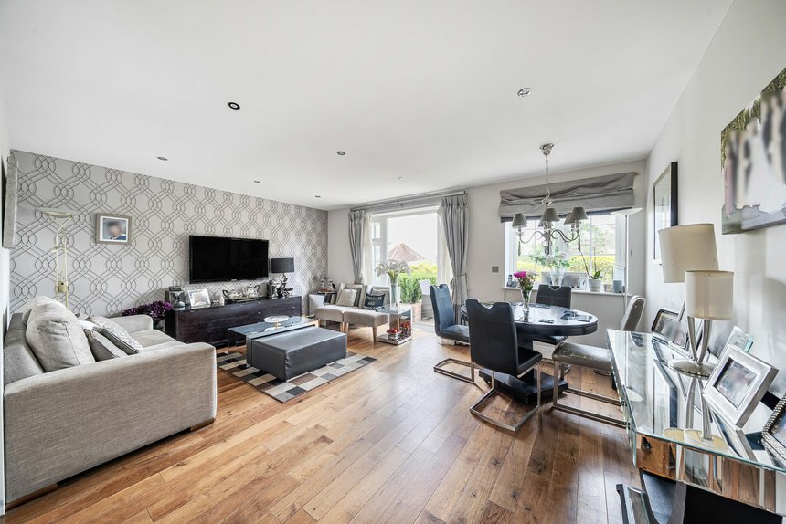 for sale sparrows herne london 53290 - Gibbs Gillespie