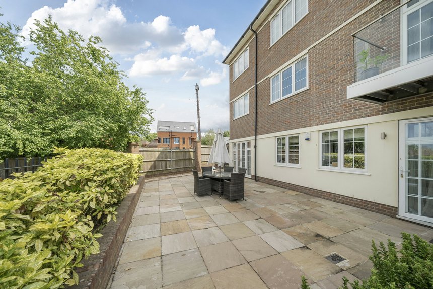 for sale sparrows herne london 53290 - Gibbs Gillespie