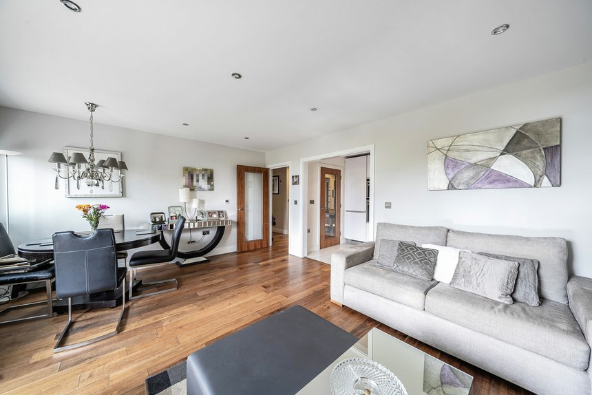 for sale sparrows herne london 53290 - Gibbs Gillespie