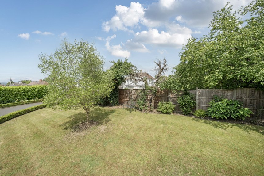 for sale sparrows herne london 53290 - Gibbs Gillespie