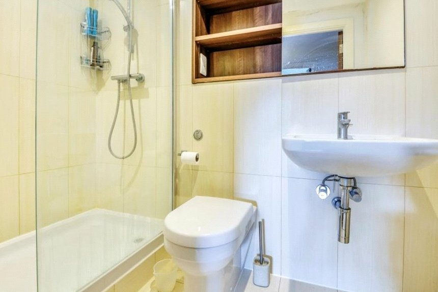for sale unwin way london 53323 - Gibbs Gillespie