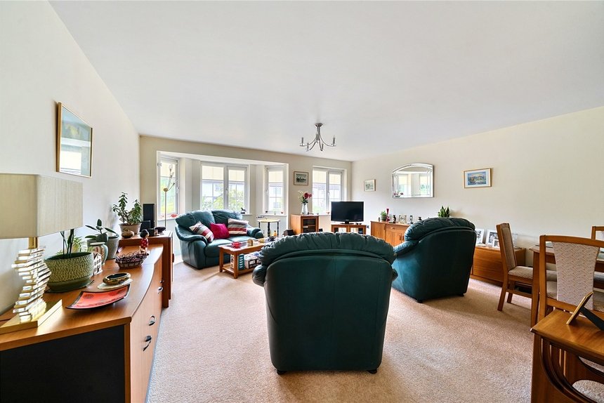 under offer gibbs green london 53329 - Gibbs Gillespie