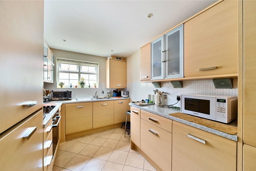 under offer gibbs green london 53329 - Gibbs Gillespie
