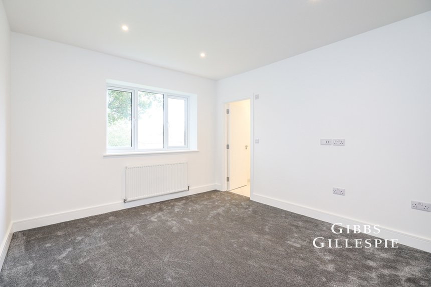 let agreed oxford road london 53407 - Gibbs Gillespie