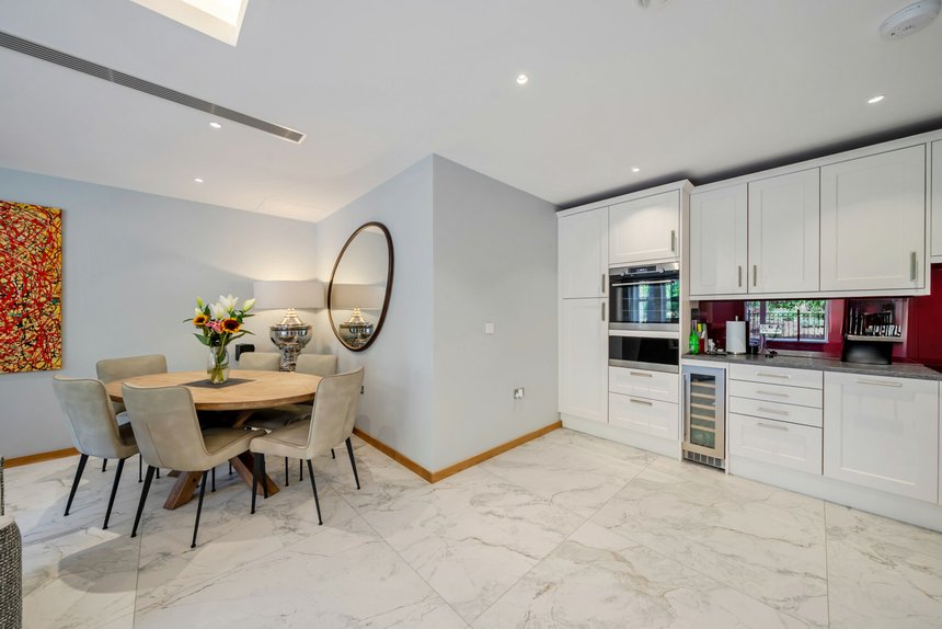 under offer green lane london 53471 - Gibbs Gillespie