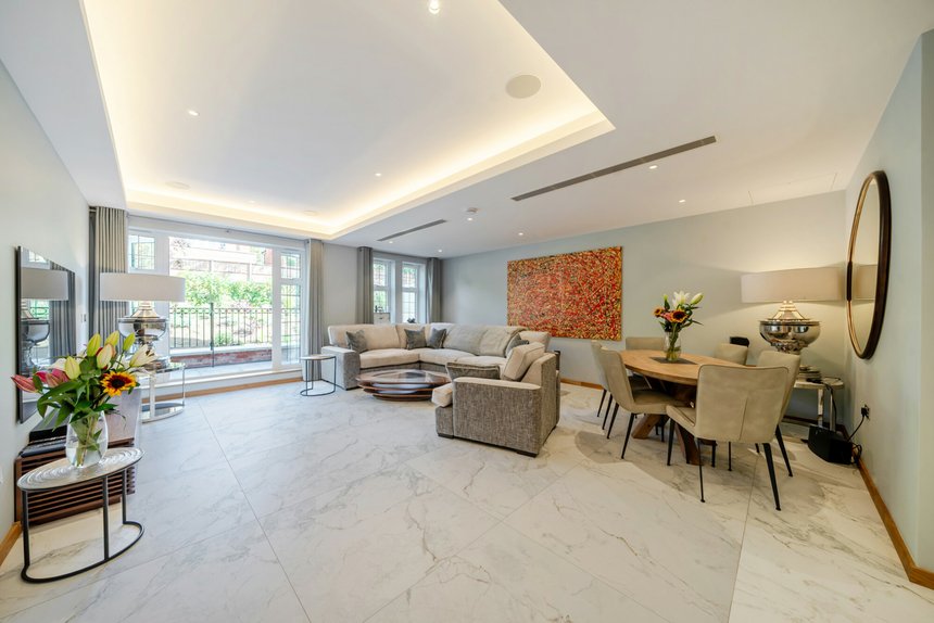 under offer green lane london 53471 - Gibbs Gillespie