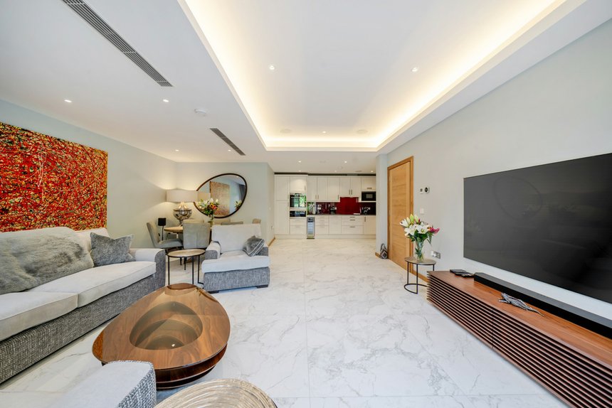 under offer green lane london 53471 - Gibbs Gillespie