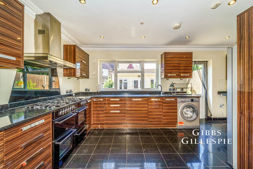 let marlborough road london 53482 - Gibbs Gillespie