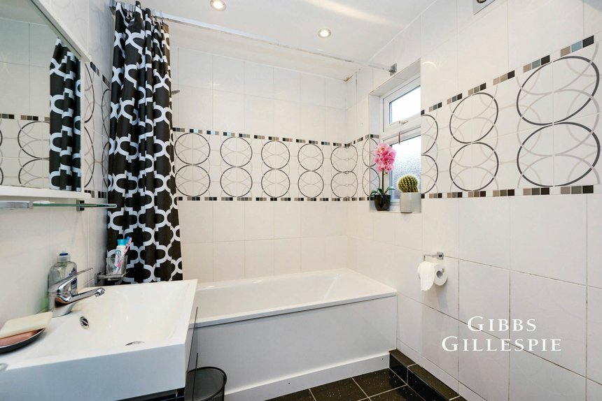 let marlborough road london 53482 - Gibbs Gillespie