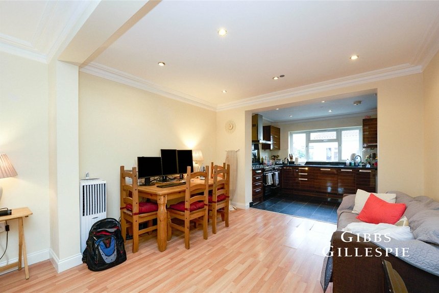 let marlborough road london 53482 - Gibbs Gillespie