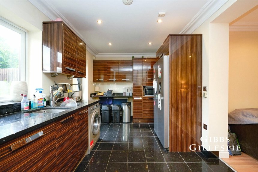 let marlborough road london 53482 - Gibbs Gillespie