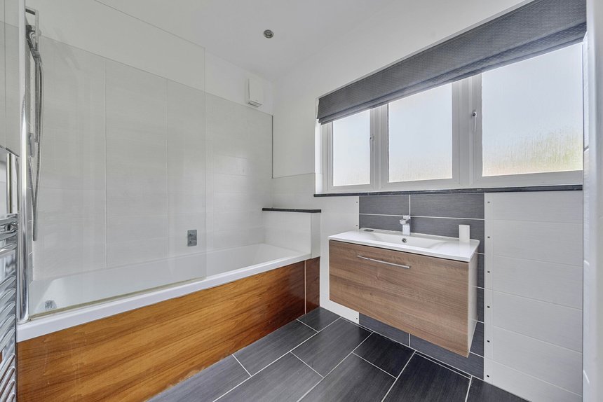 for sale parkfield avenue london 53498 - Gibbs Gillespie