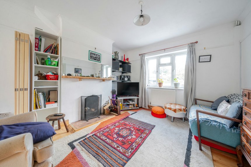 sold willow close london 53511 - Gibbs Gillespie