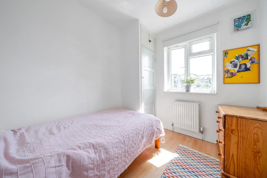 sold willow close london 53511 - Gibbs Gillespie