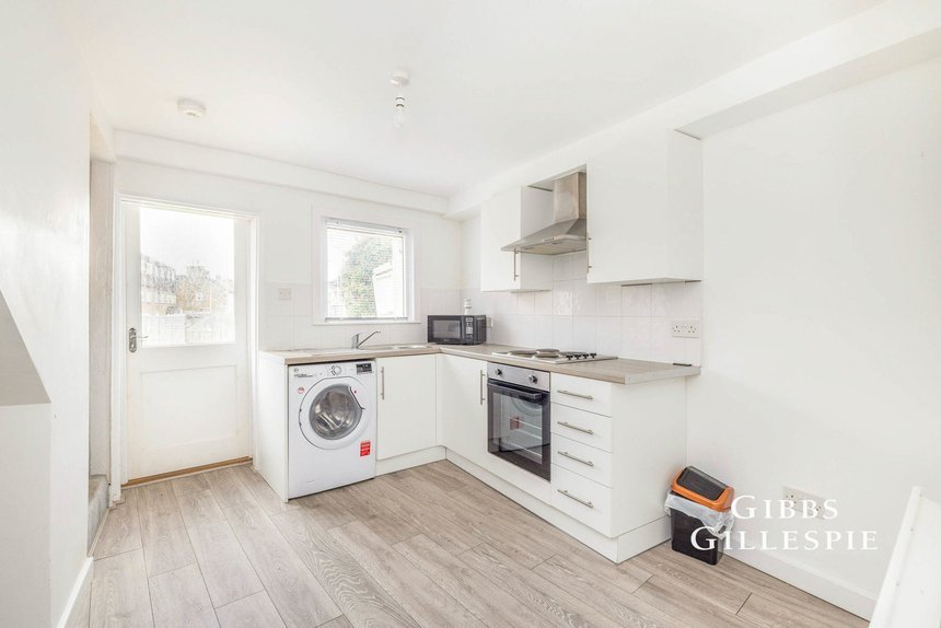 let high road london 53542 - Gibbs Gillespie