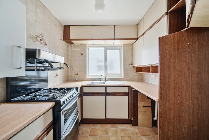 sold cardinal road london 53592 - Gibbs Gillespie