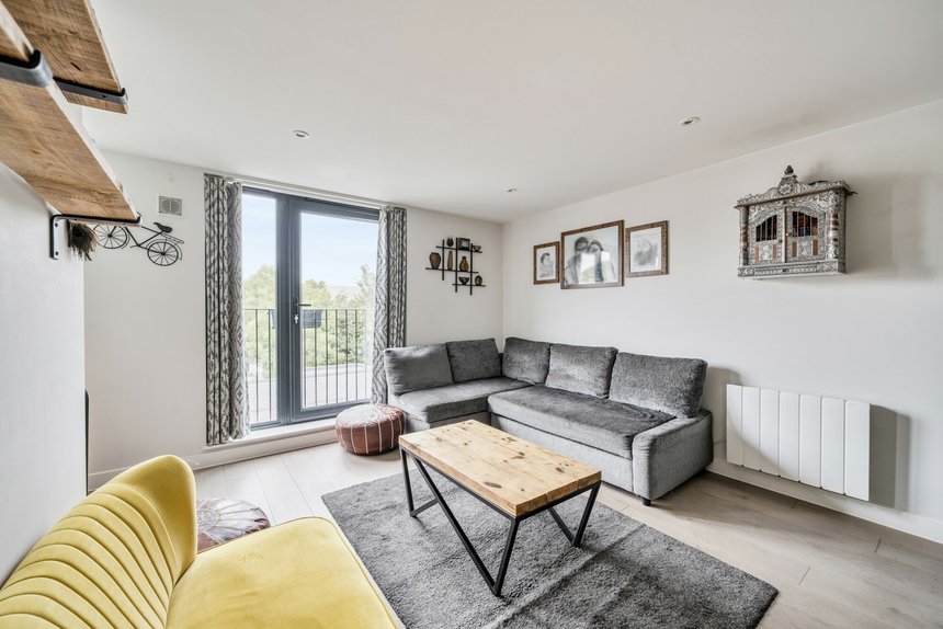 for sale field end road london 53697 - Gibbs Gillespie