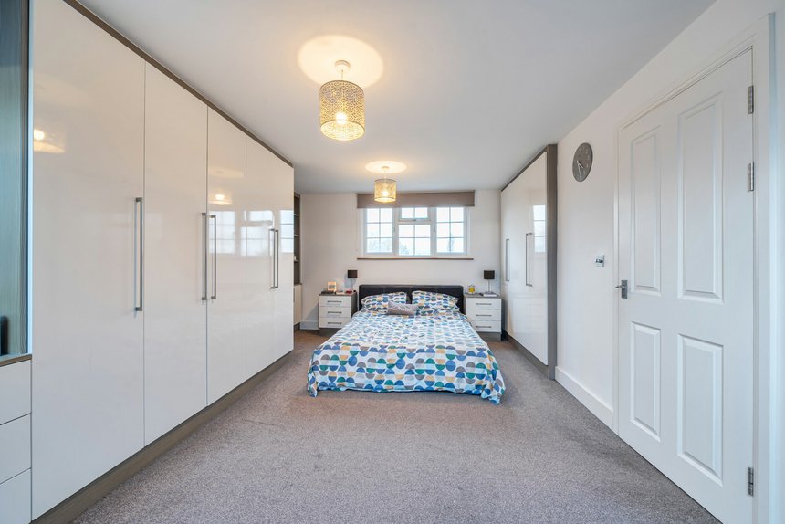 under offer cambridge road london 53733 - Gibbs Gillespie