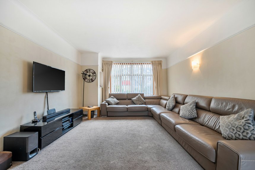 under offer cambridge road london 53733 - Gibbs Gillespie