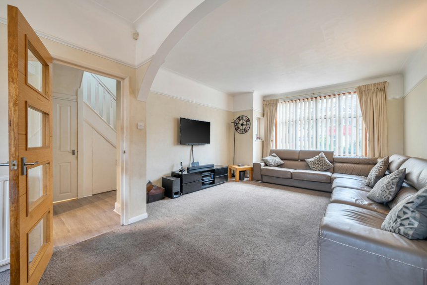 under offer cambridge road london 53733 - Gibbs Gillespie