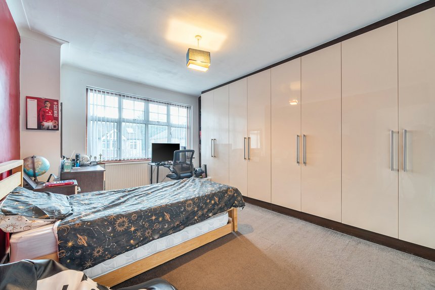 under offer cambridge road london 53733 - Gibbs Gillespie