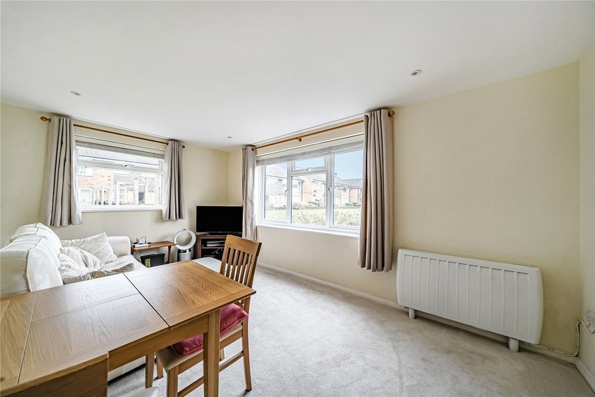 for sale stag lane london 53848 - Gibbs Gillespie