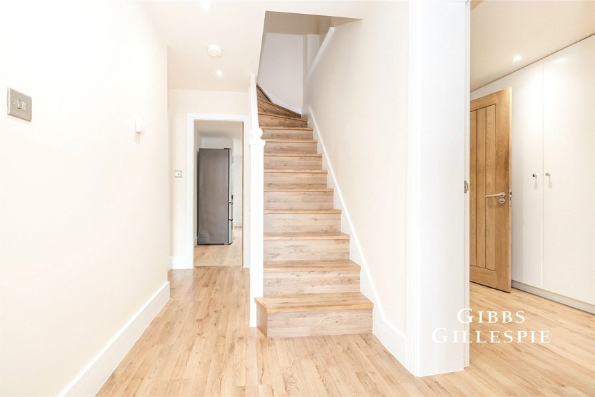 to let peareswood gardens london 53863 - Gibbs Gillespie