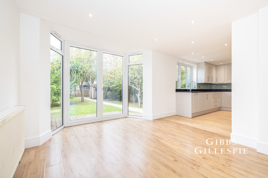 to let peareswood gardens london 53863 - Gibbs Gillespie