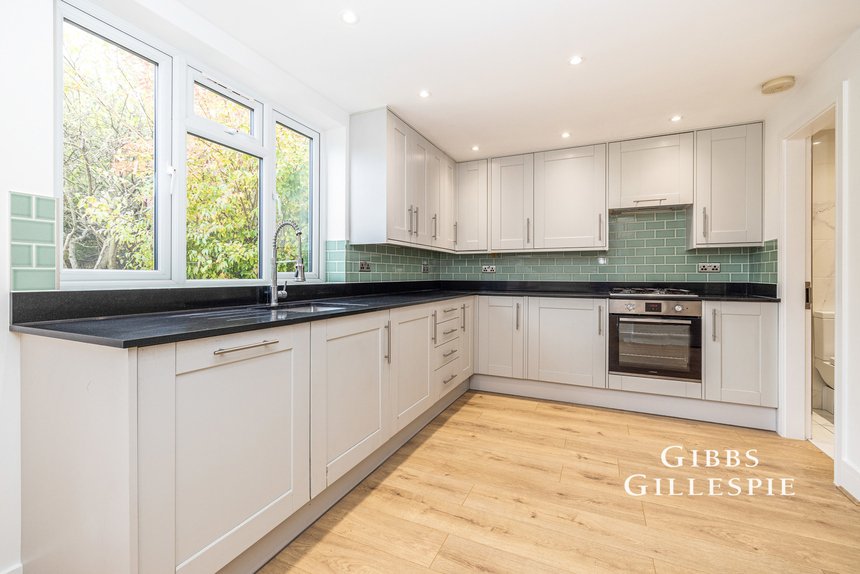 to let peareswood gardens london 53863 - Gibbs Gillespie