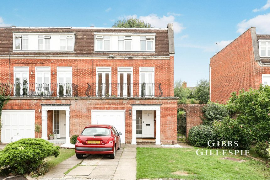 let azalea walk london 54216 - Gibbs Gillespie