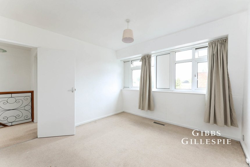 let azalea walk london 54216 - Gibbs Gillespie