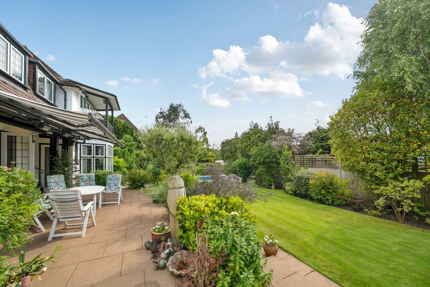 sold eastbury road london 54232 - Gibbs Gillespie