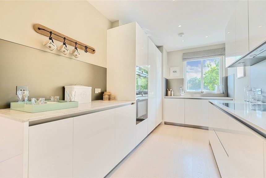 for sale teddington riverside london 54377 - Gibbs Gillespie