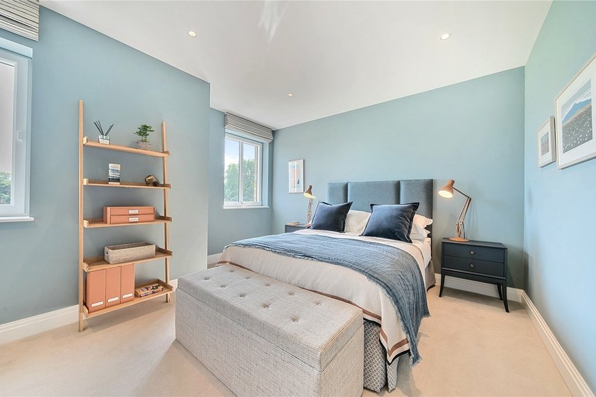 for sale teddington riverside london 54377 - Gibbs Gillespie