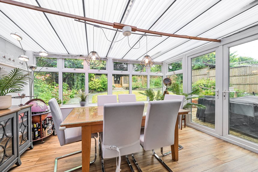 to let york road london 54411 - Gibbs Gillespie