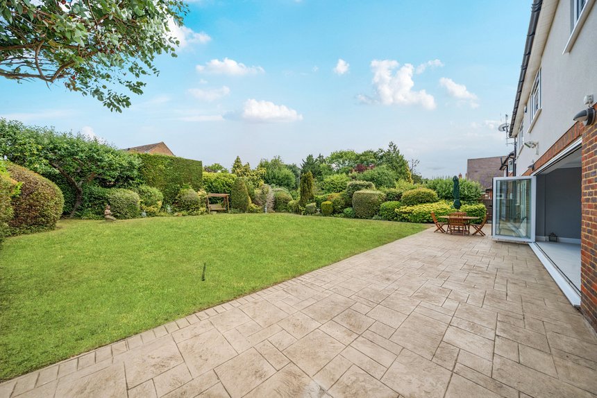 for sale high beeches london 54414 - Gibbs Gillespie